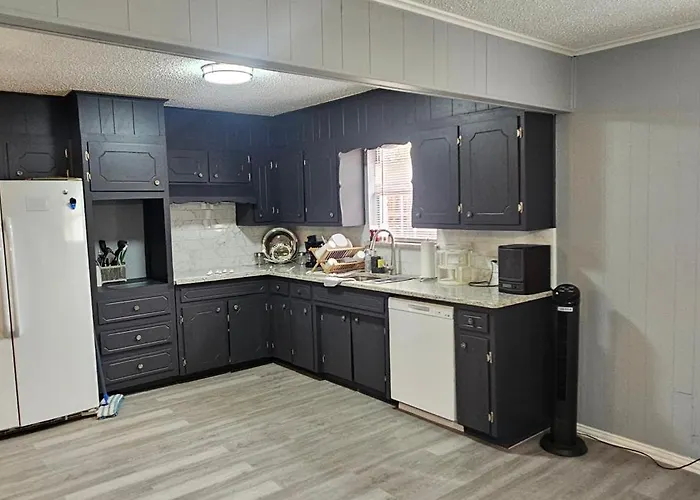 Wi35 & I20 Queen! Holiday home